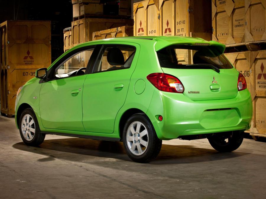  Mitsubishi Mirage 2013 года  (US) (фото 20 из 30)